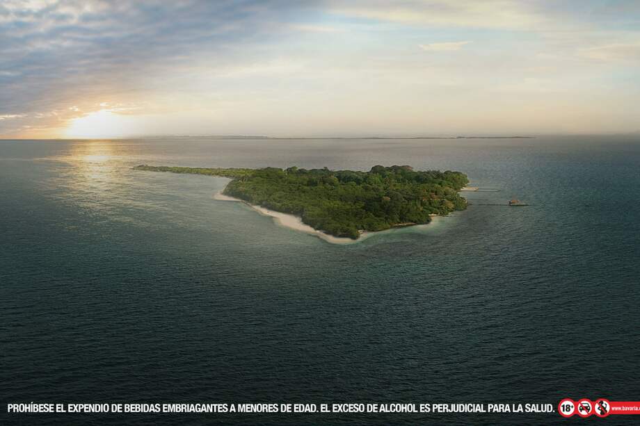 Corona Island refleja la conexión profunda que tiene la marca con la naturaleza, además de su propósito de proteger los océanos.