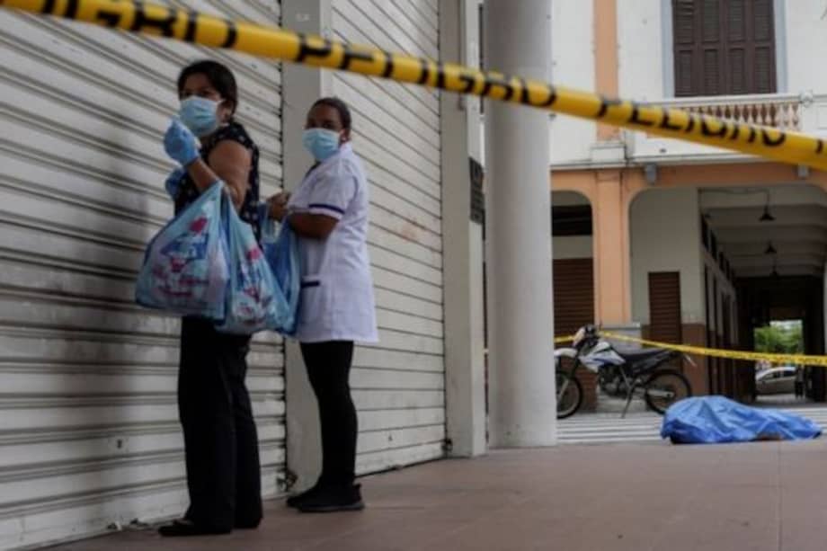 El Gobierno de Ecuador anunció este lunes que construirá un camposanto para enterrar de forma digna a los muertos de la ciudad de Guayaquil. / Tomada de Twitter