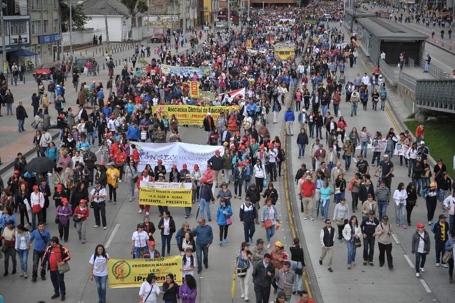 El paro nacional del 21 de noviembre de 2019 provocó más de un mes de fuertes manifestaciones.