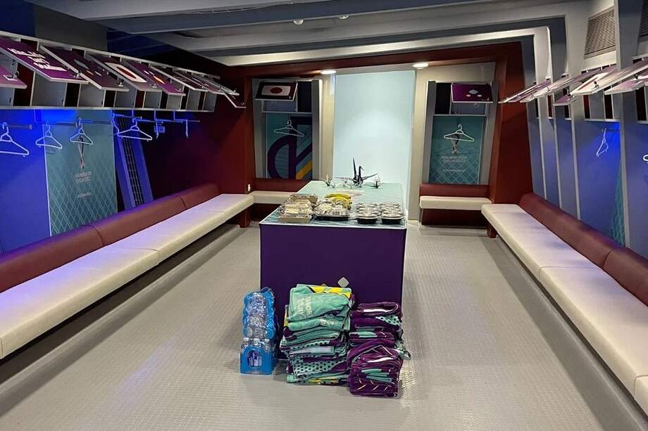 Camerino de la selección japonesa después del partido con Alemania.