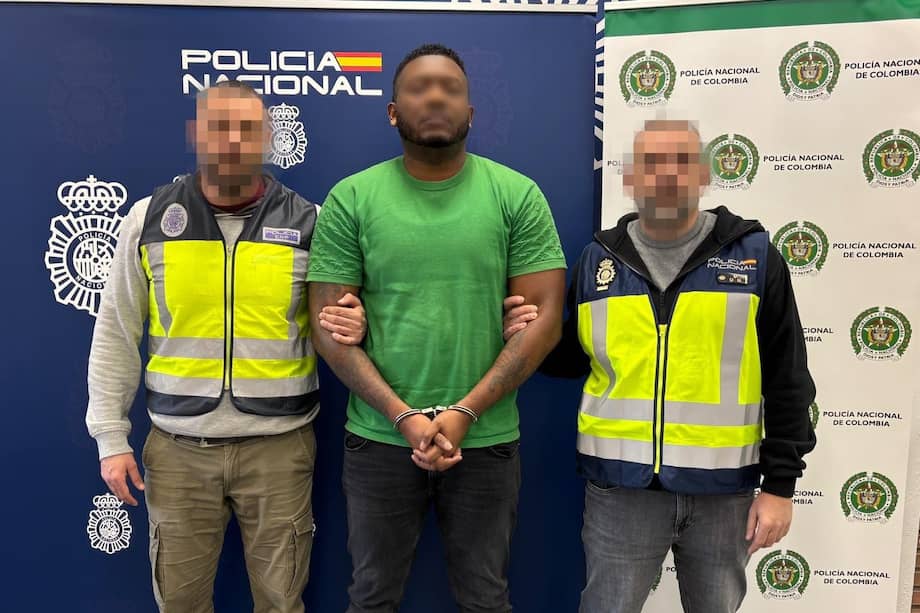 Optra es el jefe de la banda criminal Los Shottas, que opera en Buenaventura.