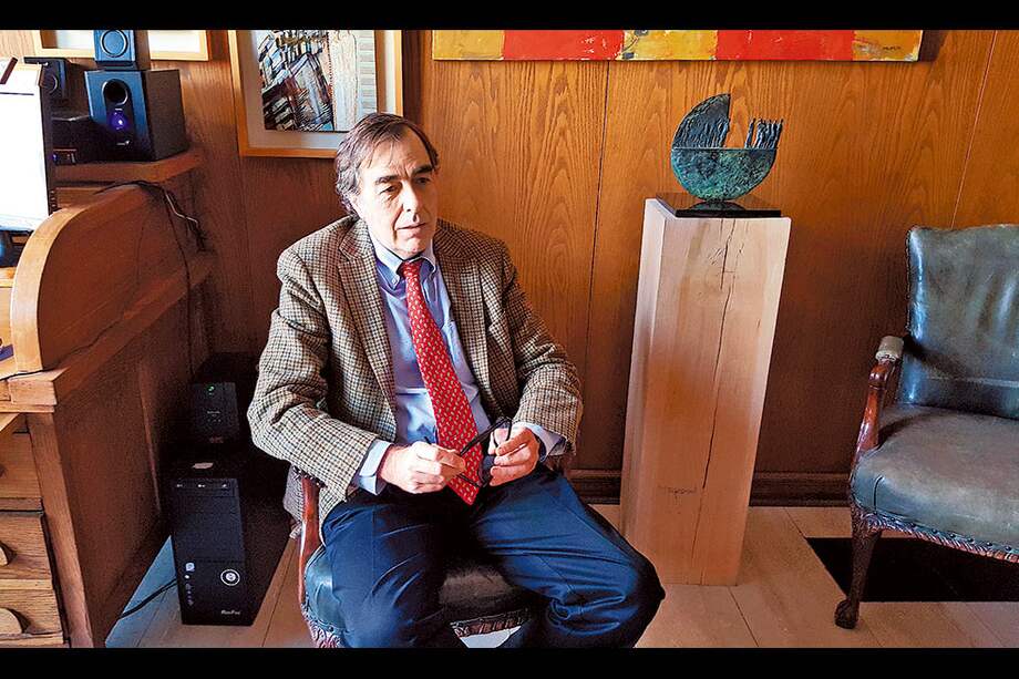 Jorge Correa Sutil, exsecretario de la Comisión de la Verdad de Chile, asegura que en ese país aún hay causas judiciales pendientes que hay que reparar. /Cortesía