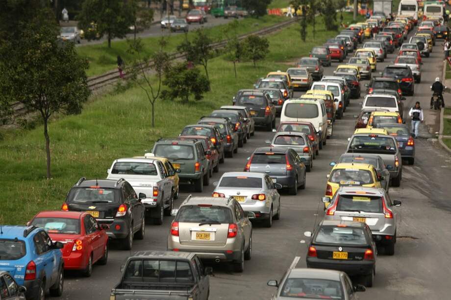 Con esta medida, el Distrito espera recaudar recursos para la financiación complementaria del SITP. / Archivo El Espectador