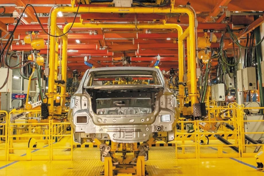 Renault importaría híbridos (y más eléctricos) en Colombia al corto plazo