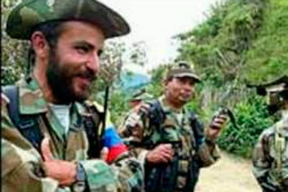 Confirman muerte de alias 'Caliche', jefe de la columna Jacobo Arenas de las Farc