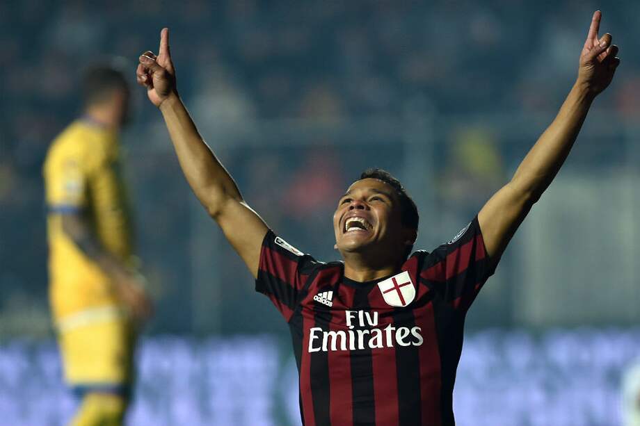 Carlos Bacca marcó en el inicio de la pretemporada del Milan. / AFP