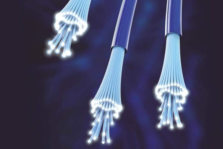 La fibra óptica está 100% al alcance de todos, ofreciendo velocidades que doblan y en algunos casos son diez veces mayores que otras tecnologías. / Getty Images