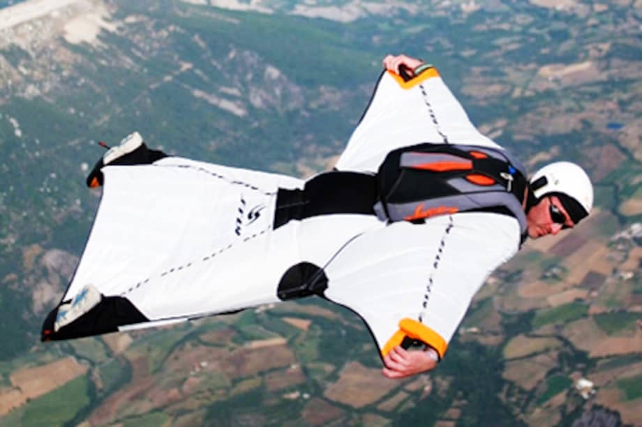 Wingsuit, una modalidad de paracaidismo extremo.