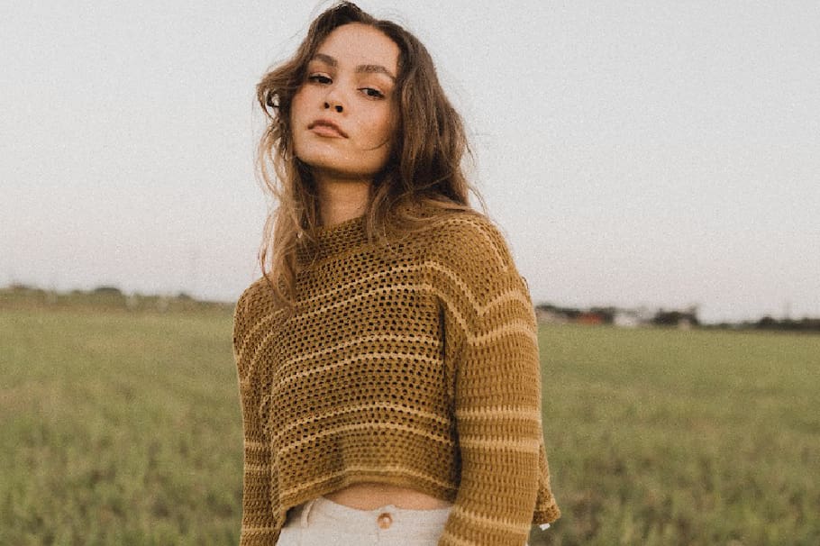 Hay detalles en la moda que ayudan mucho para verse bien y las texturas juegan un papel importante.