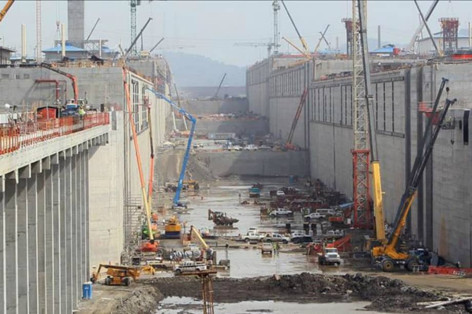 Obras de ampliación en el Canal de Panamá / Foto archivo EFE