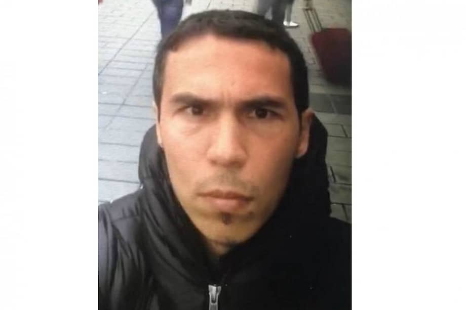 Se precisa el perfil del autor del atentado de Estambul, que sigue prófugo