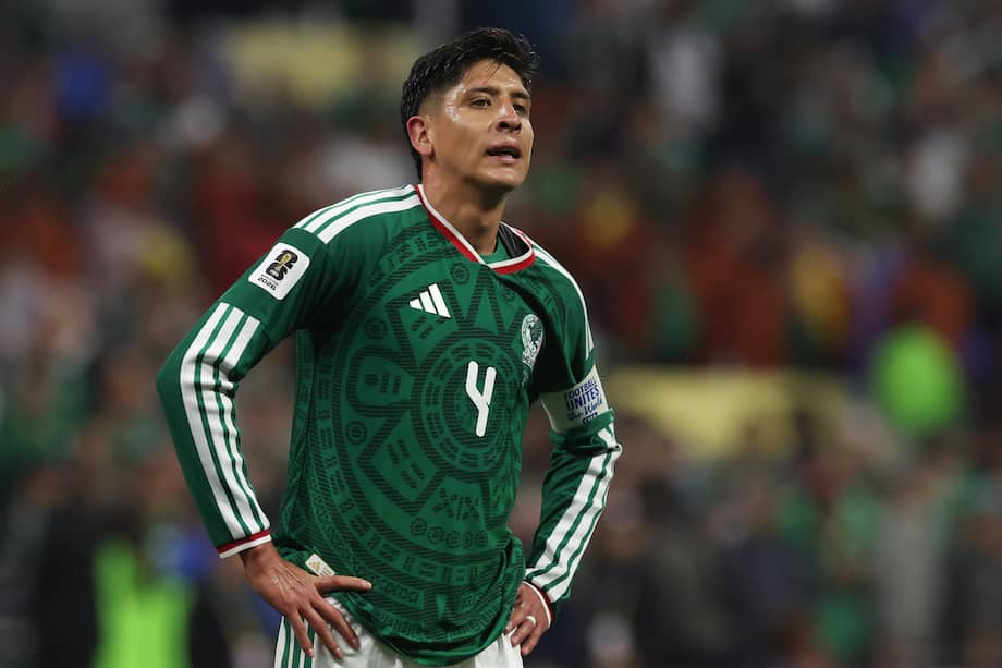 Edson Álvarez, capitán mexicano, reacciona este domingo 5 de julio, al finalizar el partido por los octavos de final de la Copa Mundial de la FIFA 2026 entre México e Inglaterra en el Estadio Azteca de la Ciudad de México.