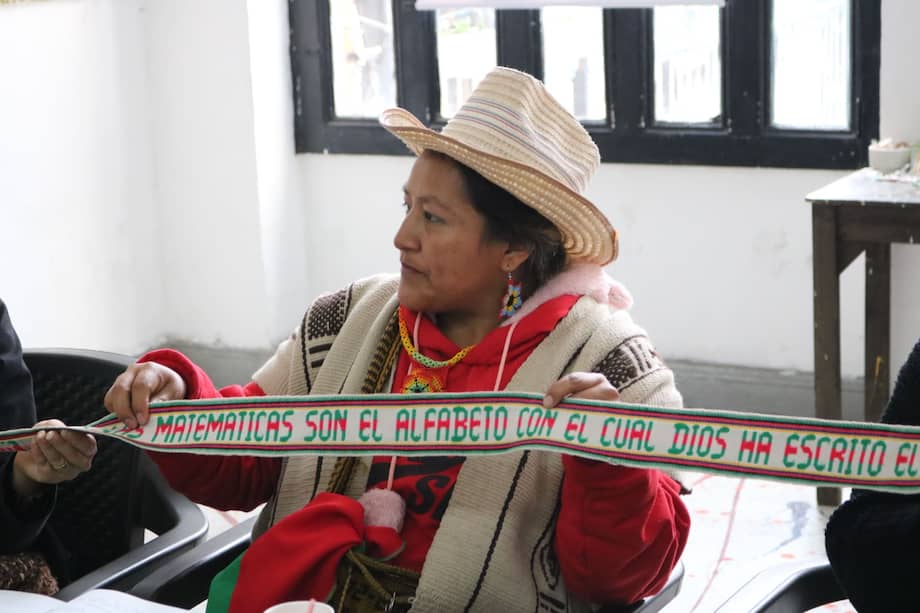 Los saberes de las mujeres que lideran sus comunidades también son escuchados y tenidos en cuenta dentro del proceso.