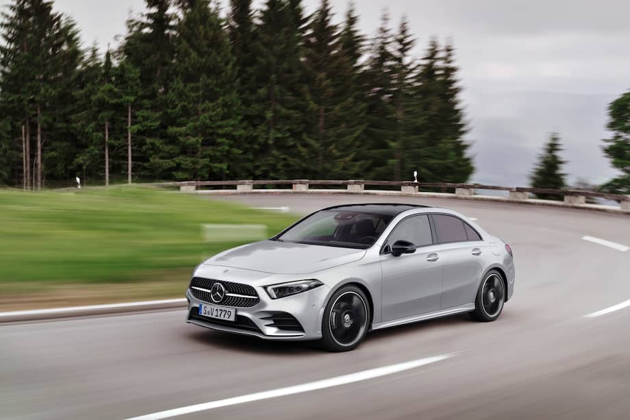 El Mercedes-Benz A 180 Sedán AMG Line mide 4,56 metros de largo y cuenta con un baúl de 420 litros de capacidad.