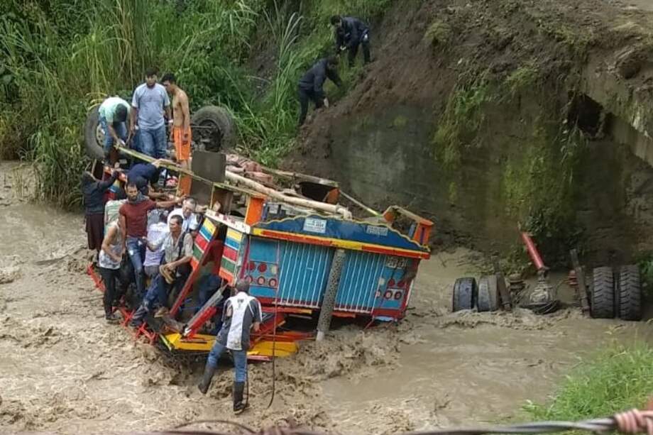 El accidente también dejó 31 heridos, algunos con heridas de gravedad.