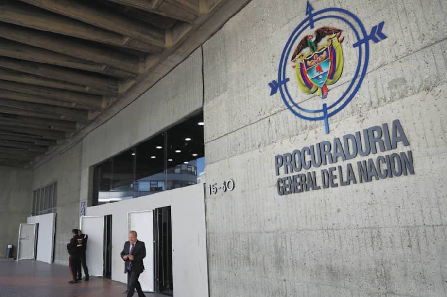 La Procuraduría señala que Moreno Mena habría pasado por alto su obligación de apropiar y reservar los recursos necesarios y suficientes para la financiación o cofinanciación del centro.