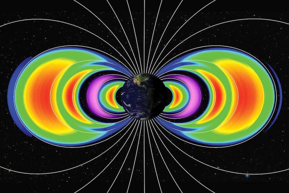 Uno de los nuevos cinturones, que se muestra en violeta, incluía una población de protones, lo que le daba una composición única que no se había visto antes.