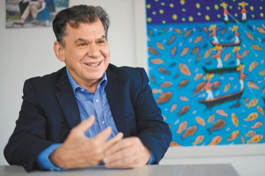 “Duque no tiene el peso político de Santos”: León Valencia