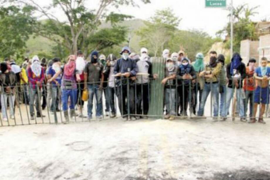 Logran acuerdo para desbloquear vías en Catatumbo