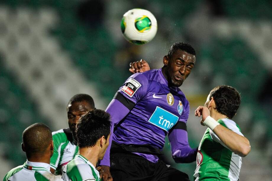 Jackson Martínez anotó dos goles en victoria del Oporto