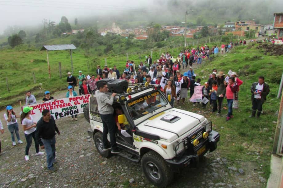 En abril se llevó a cabo una marcha en rechazo a los proyectos mineros. / Alcaldía de El Peñón