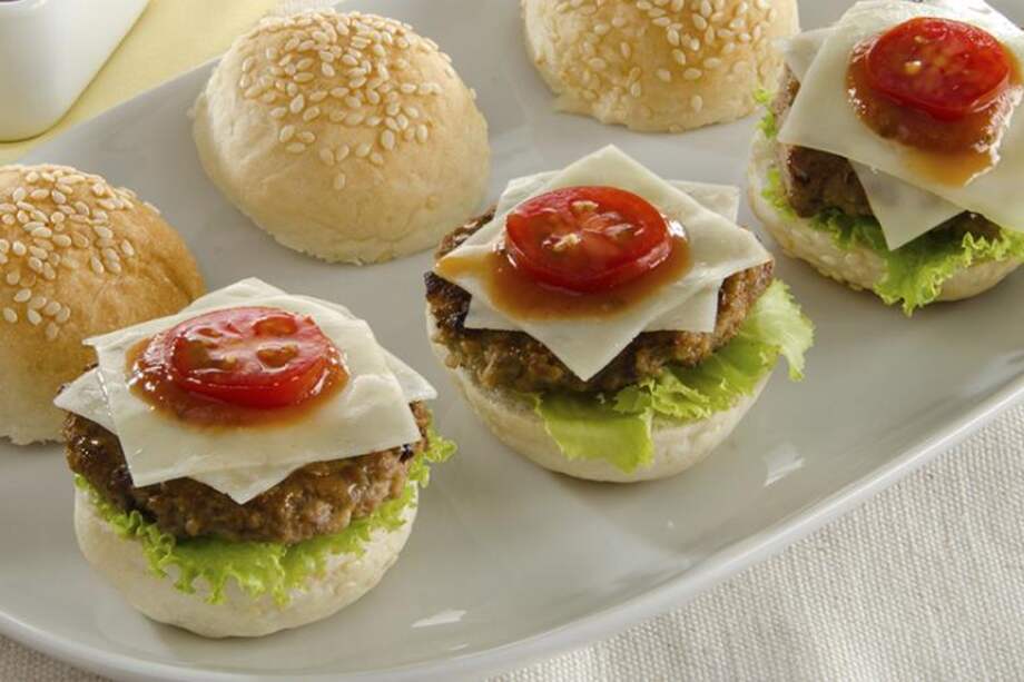 Sorprende a tus hijos con unas deliciosas mini hamburguesas