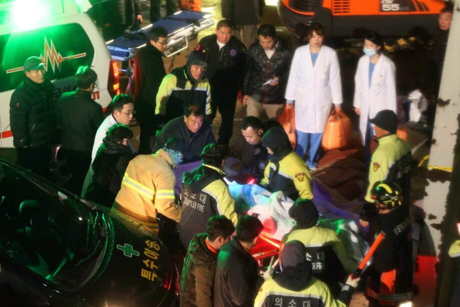 Diez personas fallecidas en el derrumbe de un auditorio en Corea del Sur