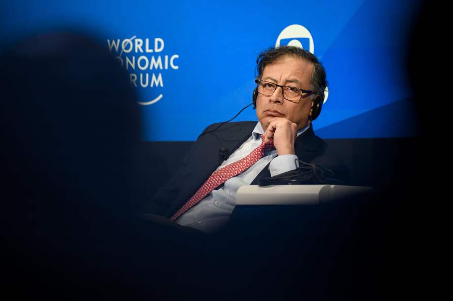 Gustavo Petro en el panel 'Buscando un equilibrio para la Amazonia'.