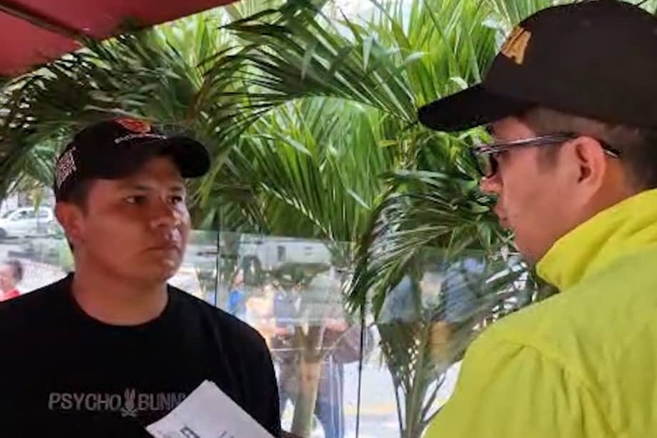 Carlos Andrés Rueda Ipía, conocido con el alias de Indio fue capturado por Dirección Especializada contra el Narcotráfico y la Dirección de
Antinarcóticos de la Policía Nacional