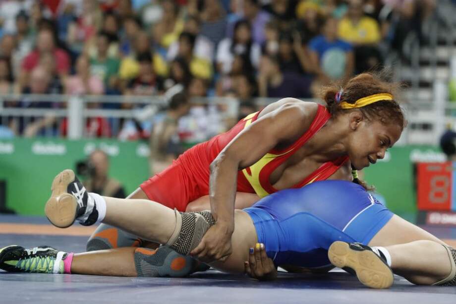 Jackeline Rentería perdió en cuartos de final de la lucha olímpica. Foto: AFP