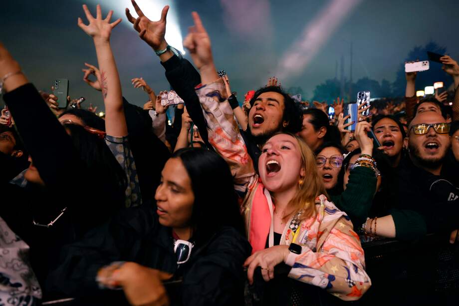 El Festival Estéreo Picnic es un evento musical alternativo y cultural que se celebra anualmente en la ciudad de Bogotá, Colombia, fundado en 2010.