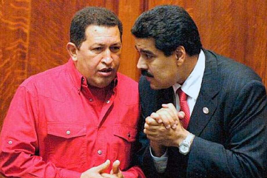 Nicolás Maduro defiende oración "Chávez nuestro"
