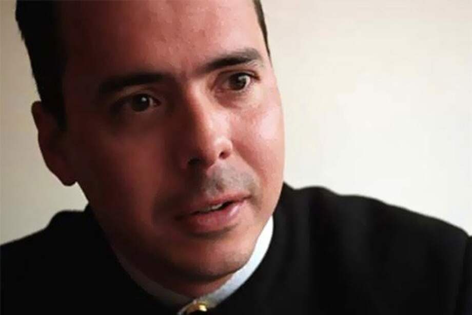 Venezuela pide a Interpol detención del asesor J.J. Rendón