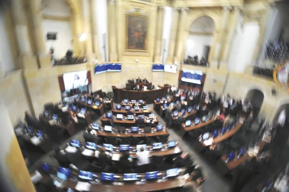 La plenaria del Senado definirá hoy las objeciones a la ley estatutaria de la JEP. Será un nuevo pulso político entre el uribismo y la oposición. / Cristian Garavito