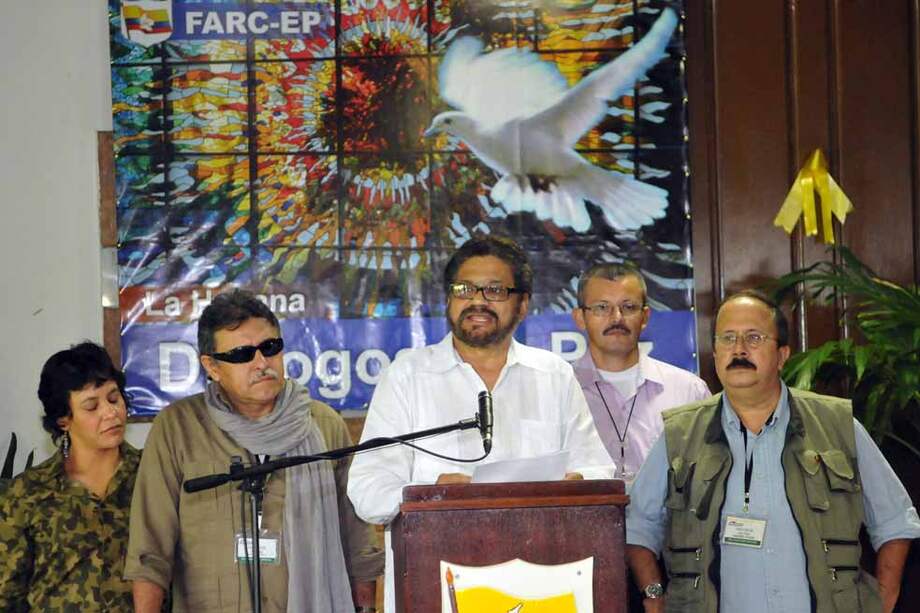 Las Farc insisten en la impertinencia de las medidas legislativas que el Gobierno impulsa en el Congreso para blindar el proceso de paz. / Archivo - El Espectador