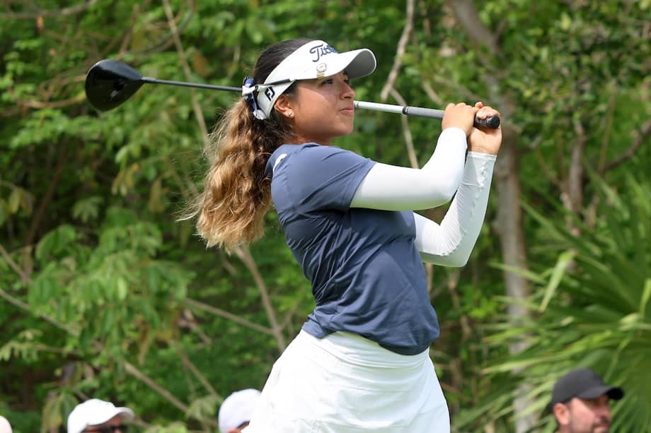 La colombiana María José Marín compite en la última ronda del Riviera Maya Open LPGA en Mayakoba, México.