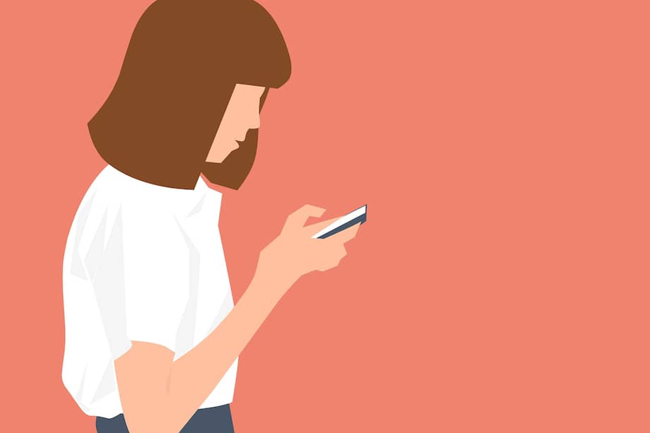 La Línea 155 permite interactuar, además, sin que la mujer deba colgar y volver a marcar, con otras líneas de atención como la 123 de Emergencias de la Policía Nacional.