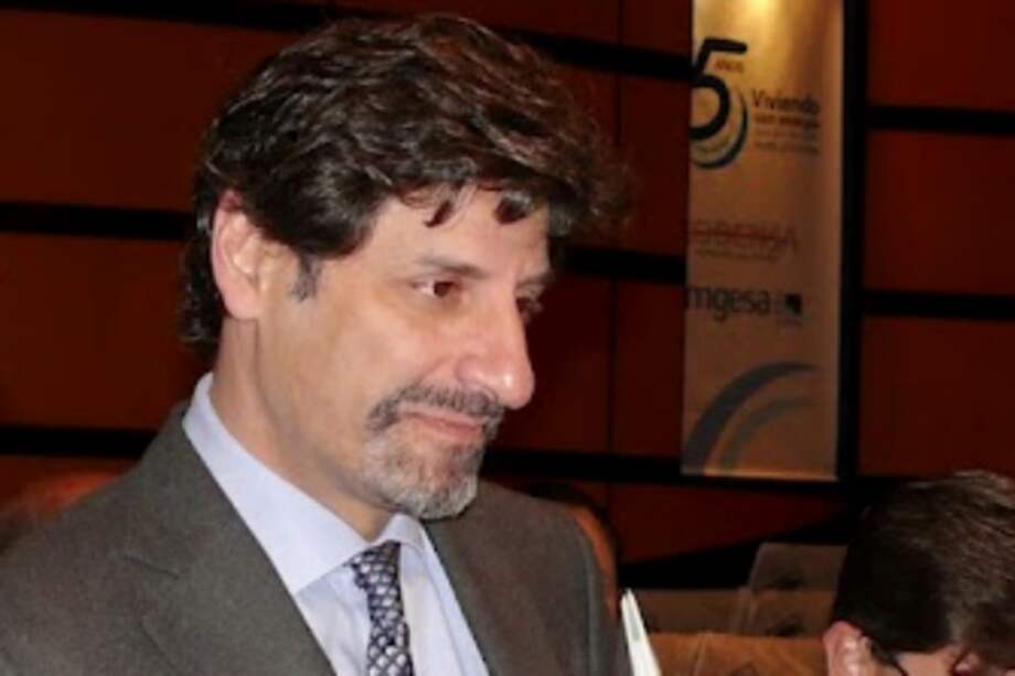 El ministro de Ambiente y Desarrollo Sostenible, Juan Gabriel Uribe.