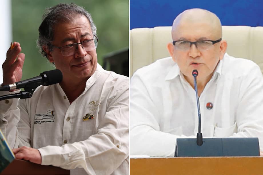 El presidente Gustavo Petro (izq) y el comandante del ELN, Antonio García.