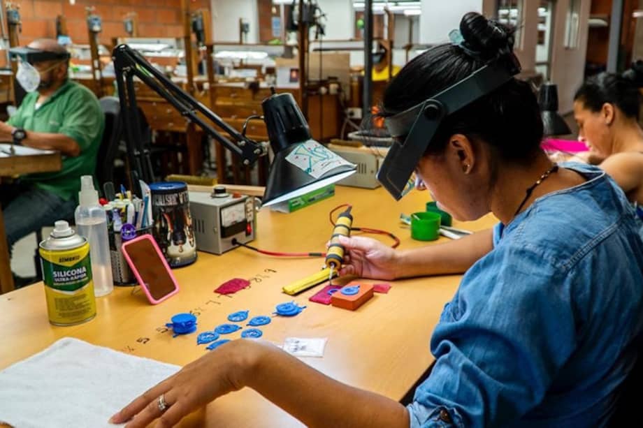 Crean nuevos puestos de trabajo