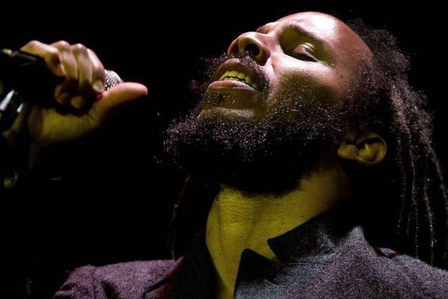 Ziggy Marley adelantó que el trabajo editorial incluye más de 150 fotografías que recogen la vida y la influencia de la estrella del reggae.