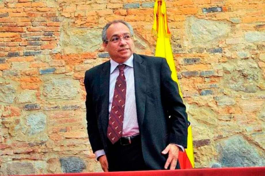 Desde el Concejo de Bogotá celebran renuncia de gerente del Acueducto