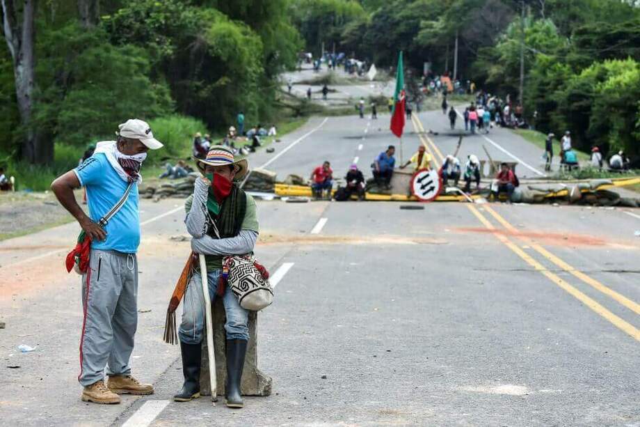 Por fortuna, el Gobierno mantuvo su disposición de dialogar y la minga cedió, entendiendo que puede lograr más con pactos razonables que exigiendo que se solucionen todos los problemas del país de manera abstracta. / Foto: AFP