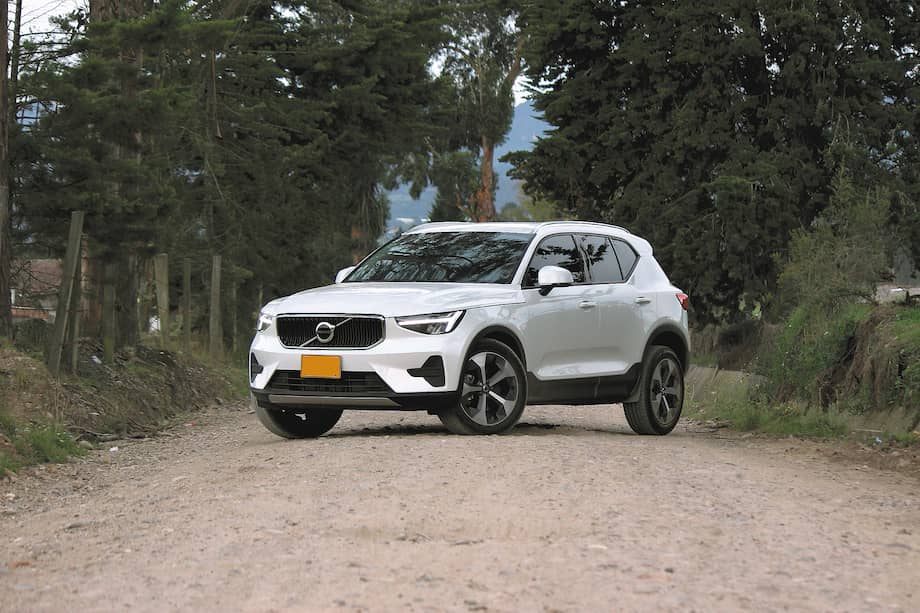 Volvo XC40 B4