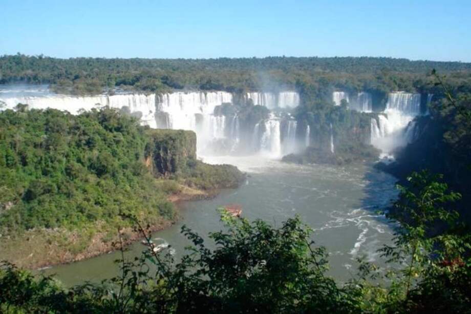 Cataratas del Iguazú fueron cerradas por mal tiempo