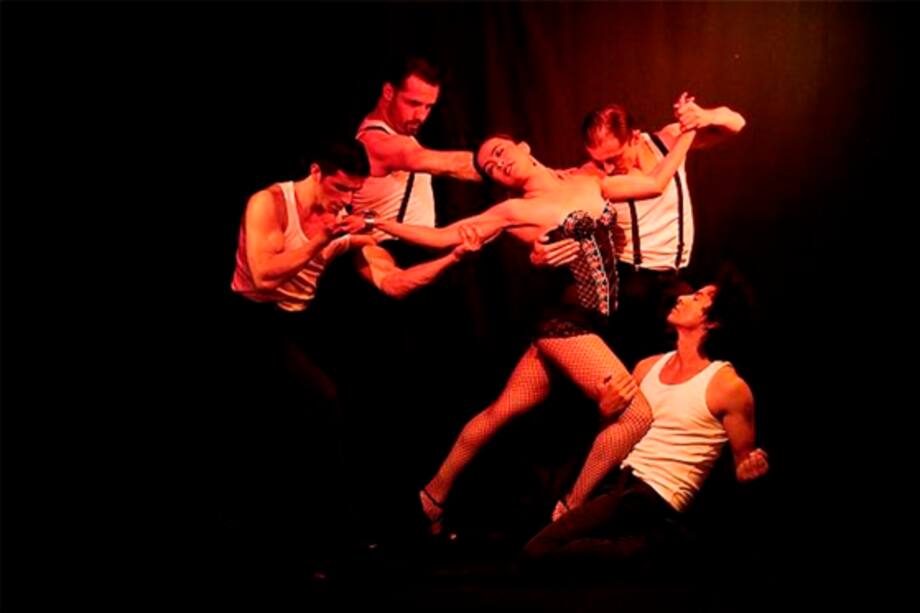 "Paprika" tango cabaret en las tablas