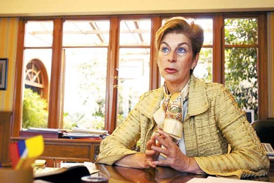 "Las ciudades están aisladas y tienen mala conectividad"