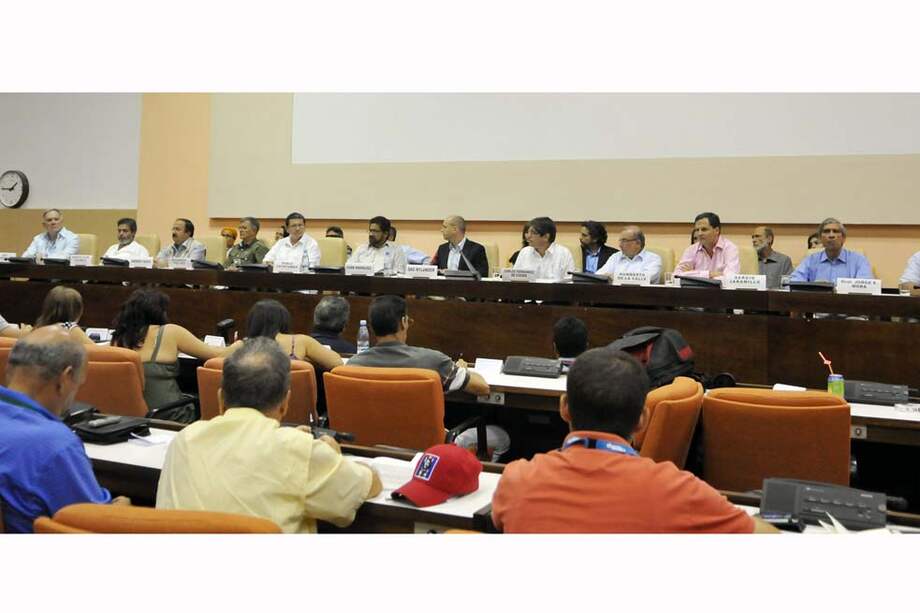 La primera delegación de víctimas llegará a Cuba el próximo 16 de agosto para dialogar con las delegaciones de Gobierno y Farc. /Archivo