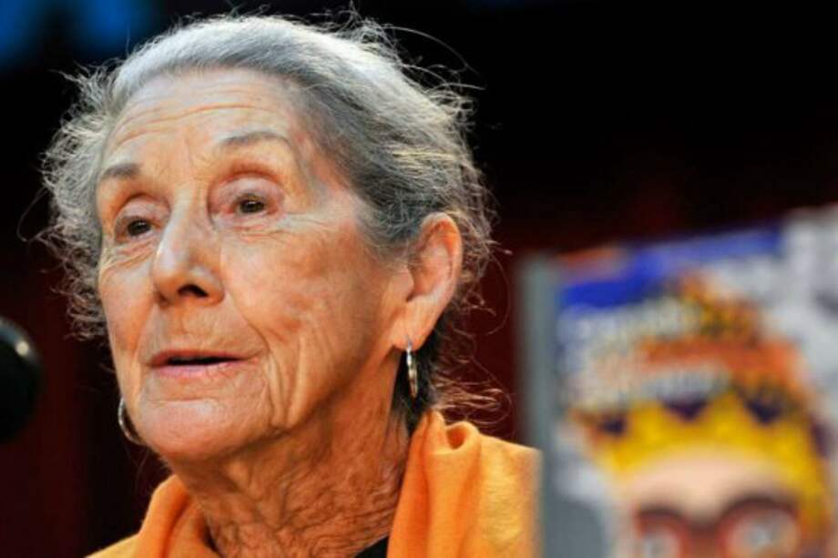 La autora sudafricana Nadine Gordimer ganó el Premio Nobel de Literatura en 1991. / Archivo El Espectador