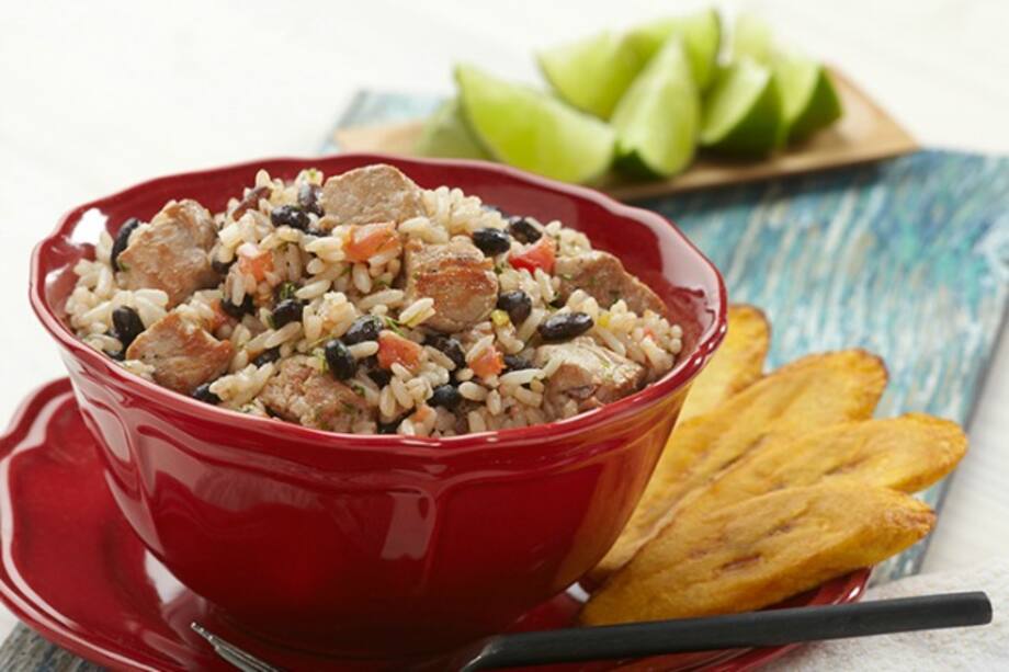 Arroz cubano con cabeza de lomo de cerdo. Me encanta la carne de cerdo